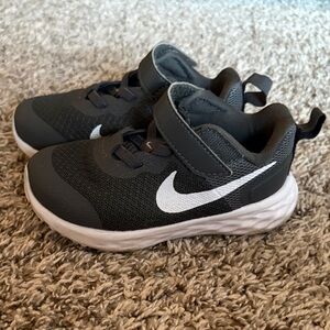 Nike Kids Charcoal and White Sneakers
